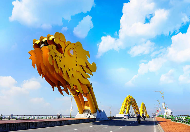 Cầu Rồng - cây cầu độc đáo bắt qua sông Hàn tại Đà Nẵng